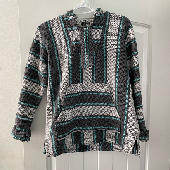 3/$30 ✨ Teal Baja Poncho - Picture 1 of 5